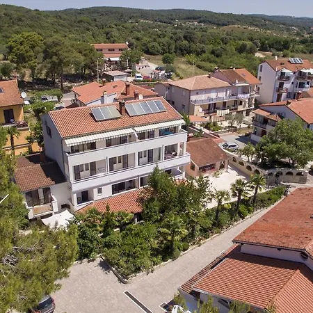 Ban Apartman *